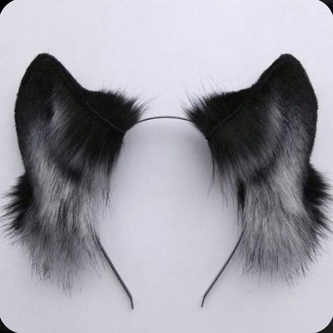 How To Make Wolf Ears, Wolf Ears Diy, Therian Ears, Wolf Clothes, Wolf Outfit, Wolf Ears And Tail, Wolf Cosplay, Pet Regression, Wolf Costume