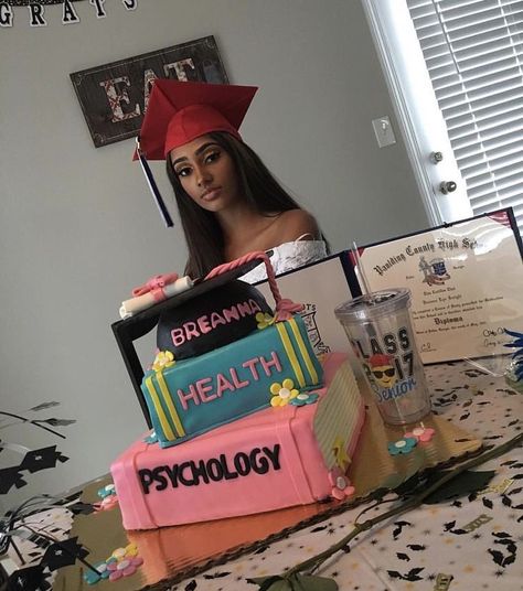 What year do you graduate 👩🏼‍🎓 ? (FOLLOW @miapostedthatx 💕) Psychology Graduation, Nursing Goals, Dc Logo, College Graduation Pictures, Grad Photoshoot, Graduation Cap Designs, Graduation Cap Decoration, Graduation Photoshoot, Future Nurse