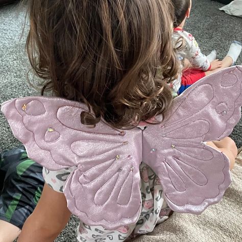 Wings Design, Quilt Batting, Fairy Wings, Baby Halloween Costumes, Fairy Costume, Newborn Photoshoot, Diy Fabric, Butterfly Wings, Sewing Tutorials