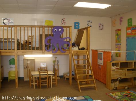 Classroom Loft, Prek Reading, Reading Loft, Childcare Rooms, Reception Classroom, Adventure Room, Eyfs Classroom, Studio Apartment Design, Loft Ideas