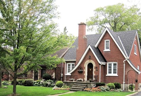 Free photo: Red Brick House, Design - Free Image on Pixabay - 788828 Brick House Designs, Brick Cottage, Vintage Homes, Front Door Paint Colors, Tudor Style Homes, Door Paint Colors, Red Brick House, Painted Front Doors, Tudor House