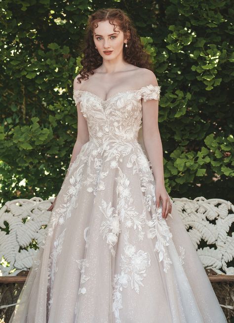 Bridgerton Wedding Dress, Wedding Dress Fairytale, Wedding Dress Royal, Wedding Dress Sparkly, Wedding Dress Spring, Bridgerton Wedding, Dreamy Wedding Dress, Sparkly Wedding Dress, Fairy Tale Wedding Dress