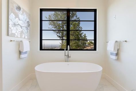 Black Windows With Modern Grilles Create Beautiful Contrast Antracit Windows Interior, Pella Doors, Black Modern Bathroom, Window Options, Contemporary Windows, Window In Shower, Bluestone Patio, Creative Bathroom, Window Ideas