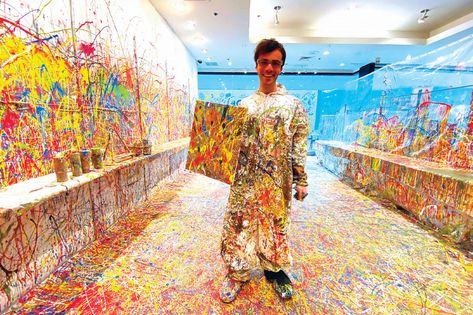 Splatter Paint: How You Can Make an Artistic Masterpiece Throwing Paint, Most Expensive Painting, Paint Room, Expensive Paintings, Protective Goggles, Splatter Paint, Song Play, Bottle Painting, Family Outing