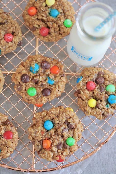 Stovetop Cookies Recipe. Monster Cookies Stovetop Cookies, Gemma Stafford, Skillet Cookie Recipe, Skillet Cookies, Cookies Monster, Monster Cookies Recipe, Recipe Cookies, Brown Hairstyles, Bigger Bolder Baking