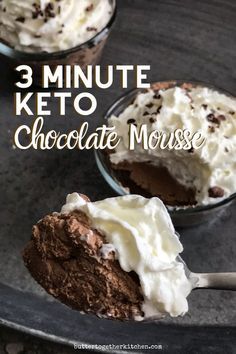 Low Carb Chocolate Mousse, Keto Chocolate Mousse, Coconut Dessert, Postre Keto, Keto Treats, Chocolate Mousse Recipe, Desserts Keto, Dessert Simple, Fat Bomb Recipe