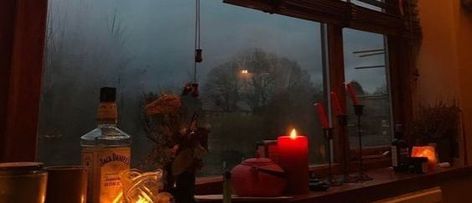 Night Header Aesthetic, Night Header, Aesthetic Cozy Room, Lantern Aesthetic, Autumn Aesthetic Cozy, Tumblr Banner, Gryffindor Aesthetic, H2o Mermaids, Fall Night