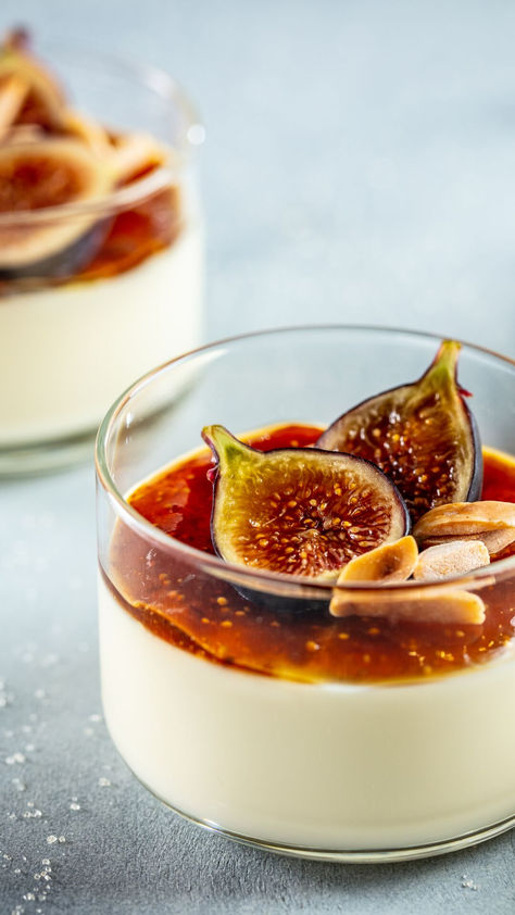 Grab a spoon and dive into the rich flavors of our Fig Compote Panna Cotta, sweetened with the goodness of Florida Crystals® Regenerative Organic Certified® Raw Cane Sugar. It's the perfect post-dinner treat, easy to whip up requiring just a handful of ingredients and no baking, every spoonful is a flavor-packed delight. Fig Compote, Fresh Figs, Cane Sugar, No Bake, Fig, Baking Recipes, Almond, Florida, Baking