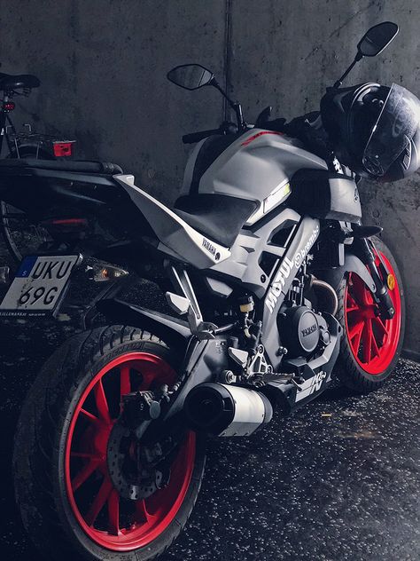 Yamaha Mt125, Yamaha Mt 125, Mt Bike, Mt 15, Kawasaki Bikes, Motocross Love, Yamaha Bikes, Motorcycle Aesthetic, Mt 10