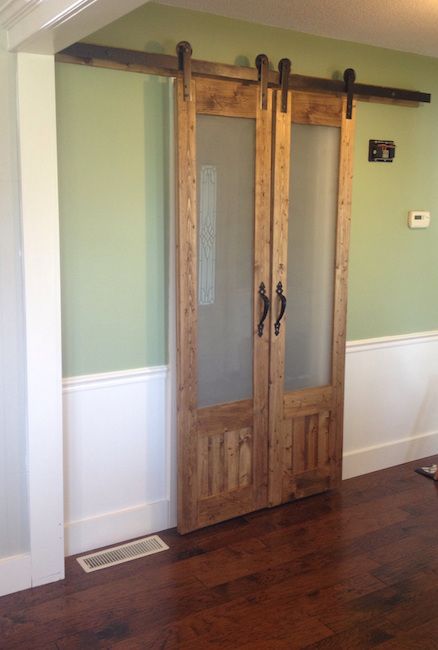 Barn Door In House, Modern Sliding Barn Door, Diy Sliding Barn Door, Inside Barn Doors, Rolling Barn Door, Double Barn Doors, Diy Barn Door, Doors And Hardware, Sliding Barn Door Hardware