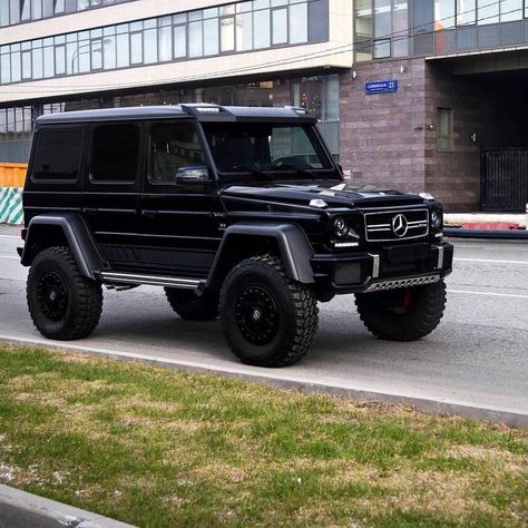 #mercedes #benz #gwagon #road #offroad #blacklove Gwagon Mercedes Custom, Mercedes Benz Gwagon, Mercedes Offroad, Tesla Sports Car, Lamborghini Urus Interior, Mercedes 4x4, Mercedes Luxury, Mercedes Jeep, Mercedes G63