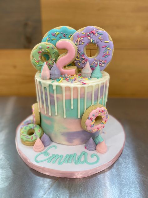 Two Sweet Birthday Cake, Sofia Birthday Cake, Donut Birthday Cake, Donut Theme Party, Sweet Birthday Cake, Candyland Cake, 7th Birthday Cakes, Chocolate Drip Cake, Birthday Donuts