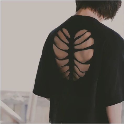 Beomgyu Heart Shirt, Beomgyu Details, Beomgyu Heart, Txt Details, Dark Academia Photo, Details Aesthetic, Txt Beomgyu, Shirt Template, Dark Academia Aesthetic