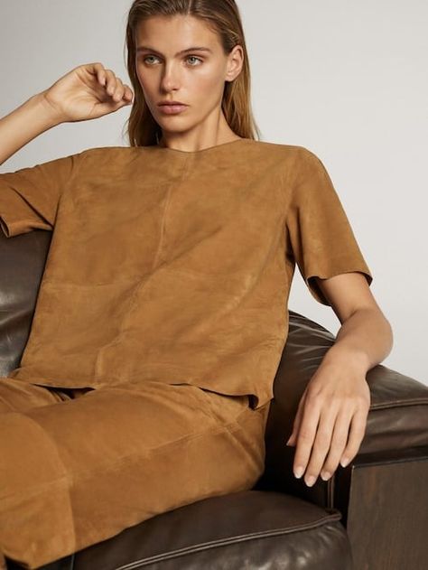 Massimo Dutti Short-Sleeve Suede Top Suede Top Outfit, Suede Shirt Outfit, Suede Outfit, Massimo Dutti Women, Suede Top, Suede Tops, Top Outfit, Suede Dress, Spring Fashion Trends