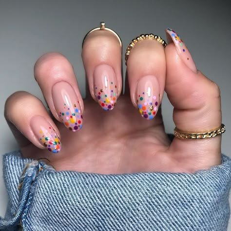 Polka Dot Nail Designs, Dot Nail Designs, Dot Nail Art, Colorful Nail, Polka Dot Nails, Dots Nails, Art Nails, Minimalist Nails, Chic Nails