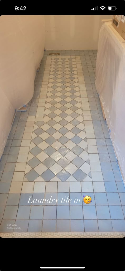 Classic Tile Patterns, Floor Tiles Bathroom, Blue And White Bathroom Floor Tiles, Blue Checkered Tile, Vintage Blue And White Tile Bathroom, Blue Pattern Floor Tile Bathroom, Vintage Blue Tile Bathroom, Blue Tile Bathroom Vintage, Laundry Room Inspiration