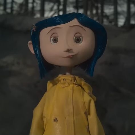 Halloween Pfp Coraline, Caroline Pfp, Coraline Photoshoot, Coraline Pfps, Coraline Aesthetic Icons, Coraline Aesthetic Pictures, Coraline Face, Coraline Icons, Coraline Pfp