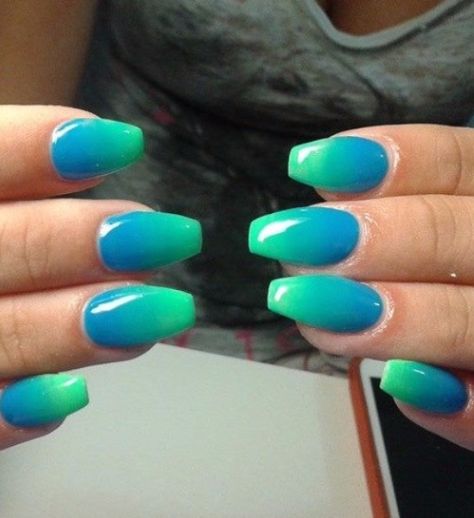 Diy Balayage, Nail Art Cute, Blue Ombre Nails, Ombre Nail Art Designs, Green Nail Designs, New Nail Designs, Edgy Nails, Ombre Nail Designs, Nail Art Ombre