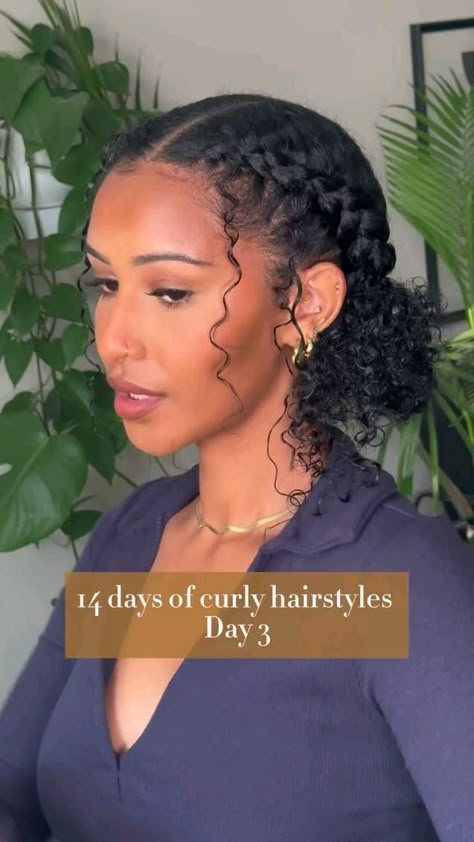 Easy Afro Hairstyles Natural, Hairstyles For Medium Length Hair For School, Cabello Afro Natural, Natural Hair Styles For Black, Mixed Curly Hair, Hair Styles For Black Women, Quick Natural Hair Styles, Styles For Black Women, Cute Curly Hairstyles