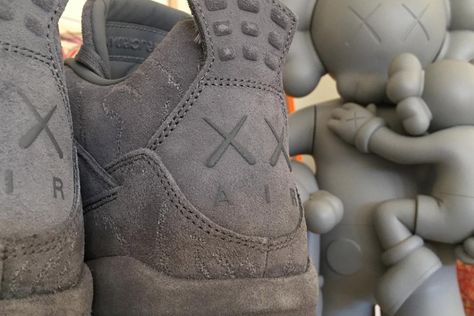 Air Jordan 4 Kaws, Jordan 4s, Retro 4, Air Jordan 4, Dream Shoes, Adidas Tubular Defiant, Jordan Retro, Shoe Game, Wedge Sneaker