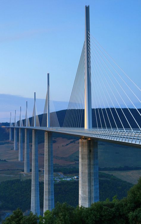 Millau Viaduct by Norman Foster architect, at Millau, Tarn Valley, France Millau Viaduct, Norman Foster Architecture, Old Abandoned Houses, Norman Foster, Walter Gropius, Famous Architects, Space Architecture, Classical Architecture, A Bridge