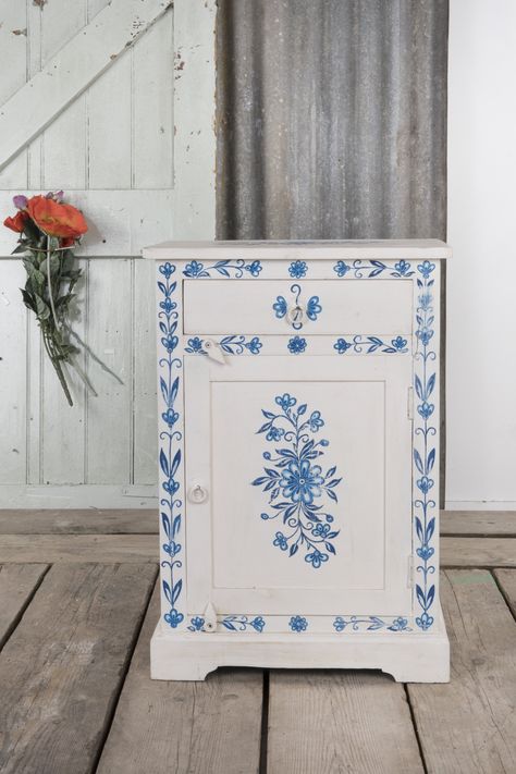 Zalipie Blue and White Hand-Painted Wooden Cabinet Dry Cabin, Hand Painted Dressers, Handmade Cabinets, Floral Furniture, Painted Cabinet, Painted Cupboards, Painted Wooden Boxes, Heirloom Furniture, Wooden Cabinet