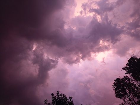 Purple Hour, Witch Season, Whimsical Gothic, Purple Clouds, Dark Purple Aesthetic, Mazzy Star, Purple Trees, Dark Sky, Japan Aesthetic