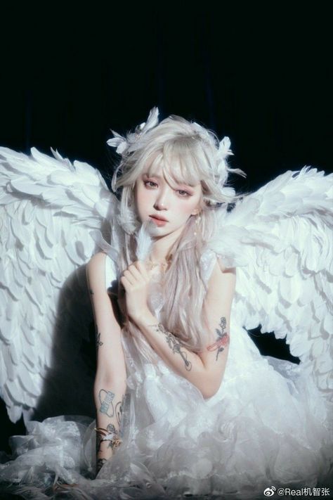 Art Reference Angel, Angel Model Photography, Angelic Reference, Woman Pose Reference Photography, Clouds Art Drawing, Art Reference Poses Woman, Drawing Reference Poses Woman, Angelic Poses, Singer Pose