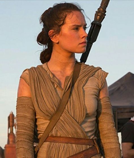 Character Headshots, Ray Star Wars, Daisy Ridley Star Wars, Rey Cosplay, John Bennett, Lighting Reference, Rey Skywalker, Daisy Daisy, British Accent