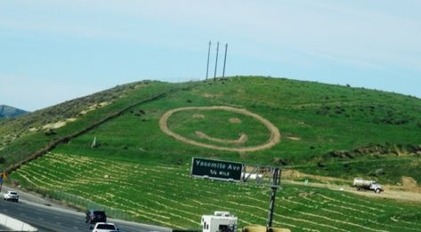 Happy Face Hill in Simi Valley Has Brought Smiles to 118 Freeway Drivers Since 1998 - Welcome! - Conejo Valley Guide Simi Valley California, Simi Valley, Land Use, Travel Bugs, Happy Face, Personalities, The Land, Southern California, Places To Go