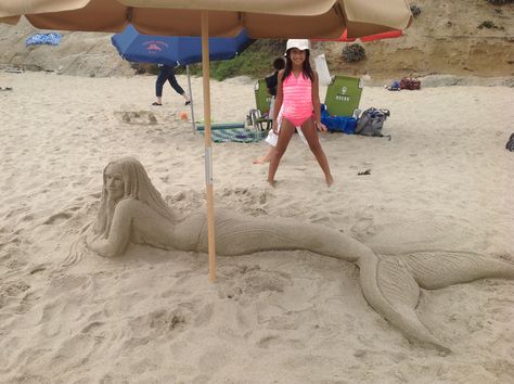 Mermaid sand sculpture and the cutie behind is my nice:) Beach Sand Art, Ice Carving, Snow Sculptures, Snow Art, Sand Sculptures, Sand Art, Soul Sisters, Sand Castle, Mermaid Art