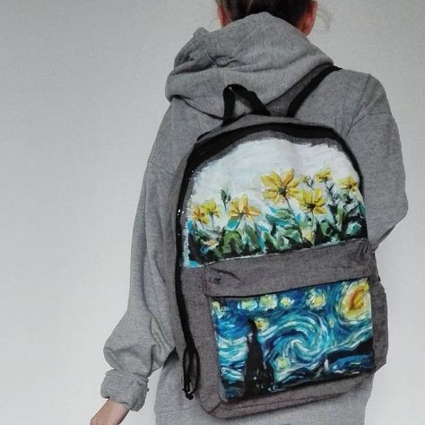 💛Vincent van Gogh- "the starry night" covered by me on my school bag 💛 #question what do you think? #vincentvangogh #thestarrynight #blue… School Bag Organization, Painting Backpack, Gogh The Starry Night, Backpack Art, Denim Art, The Starry Night, Painted Denim, My School, Painted Clothes