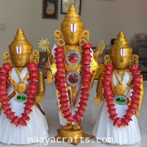 3d Quilling Dolls, Diy Golu Dolls, Quiling Paper Art, Bommala Koluvu, Cardboard Art Sculpture, Diy Dolls Making, Doll Makeover, Quilling Dolls, Saraswati Photo