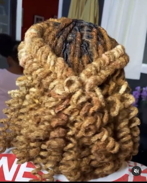 Crinkly Loc Styles, Loc Styled For Women, Loc Styles Thick Locs, Curl Locs Styles, Down Loc Styles For Women, Colored Loc Styles, Curly Locs Black Women Styles, Mid Back Loc Styles, Dread Hairstyles For Prom