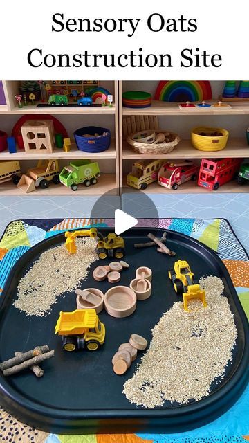 Anthea | Early Learning Play on Instagram: "•CONSTRUCTION SIGHT WITH OATS •   🚜 🚜 🚜 🚜 🚜 🚜 🚜  Come along and watch me set up a construction site for Mr4 only using natural materials with oats paired with our ‘4 Pack Construction Vehicles’ on our black ‘Tuff Tray’.   What do you think???   So simple and effective!   💡 Don’t forget to lay down your @rudienudie_designs waterproof mat allowing clean up to be super quick and easy.  ❤️ Use code EARLYLEARNING10 at checkout for discount. Link in BIO  • • • • • #recycleplay #kidsbookshelf #recycling #playroominspo #recycledmaterials#woodenshelf  #montessorishelf#woodenshelfie #toystorage#toyroom#playroom#bookstorage #montessori #childrensbooks#toyrotation#shelfie #openendedtoys#kmartaus" Construction Tuff Tray, Tuff Tray Ideas, Montessori Shelf, Construction Play, Tuff Tray, Open Ended Toys, Tray Ideas, Messy Play, Bookshelves Kids