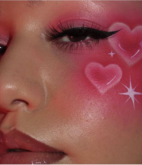 Fade Into Hue Palette, Fade Into Hue, Space Panda, Makeup Editorial, Makeup Creative, Cute Eye Makeup, Graphic Makeup, Eye Makeup Pictures, Valentines Makeup