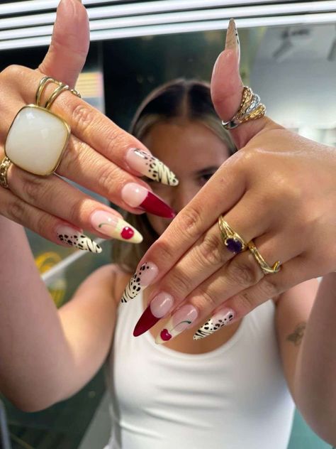 Fashion Killa Nails, Koleen Diaz Nails, Kacey Musgraves Nails, Rap Concert Nails, Kali Uchis Inspired Nails, Nyc Nails Designs, Kehlani Nails, Nails For Vegas Trip, Kali Uchis Nails