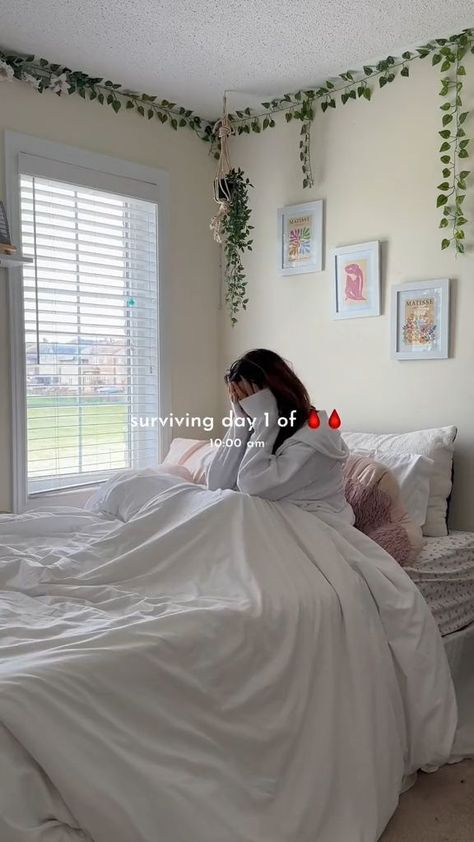 Tiktok Creator, After School Routine, Beauty Routine Tips, Facial Skin Care Routine, Body Hacks, Evening Routine, Pink Girly Things, Healthy Lifestyle Inspiration, Get Your Life