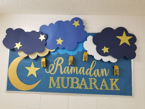 Decoraciones Ramadan, School Board Decoration, Islamic Kids Activities, Ramadan Kids, Ramadan Kareem Decoration, Anniversaire Diy, Eid Crafts, Ramadan Activities, Ramadan Lantern