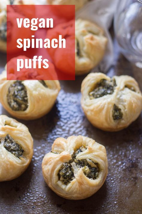 Spinach Puffs, Spinach Vegan, Puff Pastry Shells, Spinach Puff, Vegan Apps, Dairy Free Appetizers, Vegan Appetizers Recipes, Vegan Appetizer, Vegan Spinach