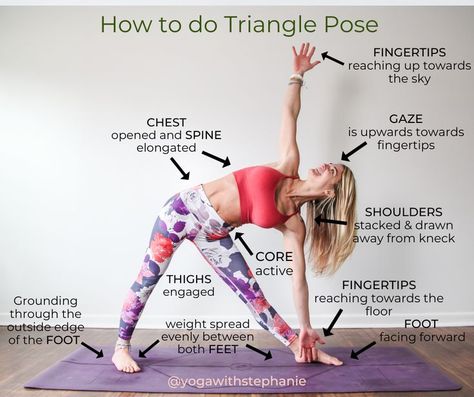 Triangle Pose Yoga, Yoga Inspiration Quotes, Triangle Pose, Yoga Aesthetic, Hip Flexor Stretch, Yoga Outfit, Outfit Yoga, Pose Yoga, Face Forward