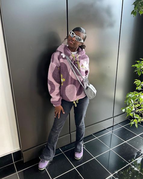 Crayon Purple 4s Outfit, Purple Canyon 4s Outfit, 4s Outfit, Fly Outfit, Pretty Girl Outfits, Streetwear Fashion Women, Fashion Fits, Cute Swag Outfits, Cute Everyday Outfits