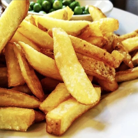 Chunky Chips, Roast Potatoes, French Fries, Great Recipes, Side Dishes, Chips, Favorite Recipes