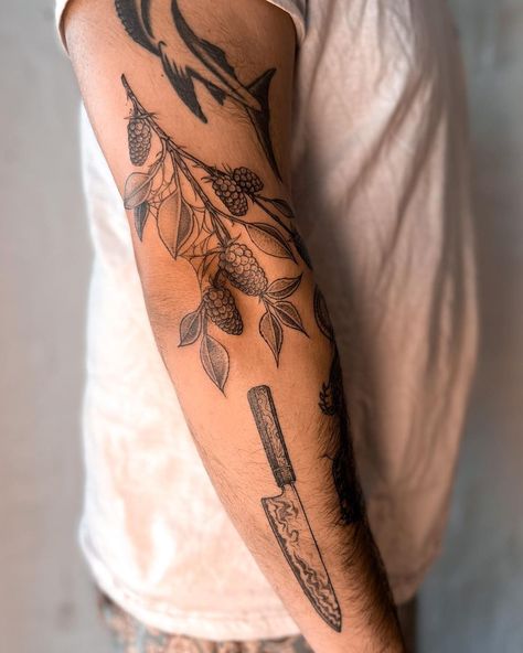 ⊹ T I L L Y ⊹ | Mulberry branch wrapped around the elbow and healed knife for Lachie last week Tattooed @blancspacetattoo #mulberrytattoo… | Instagram Mulberry Branch Tattoo, Mulberry Tattoo, Mulberry Branch, General Tattoo, Shoulder Sleeve Tattoos, Elbow Tattoo, Branch Tattoo, Street Tattoo, Tattoos Ideas