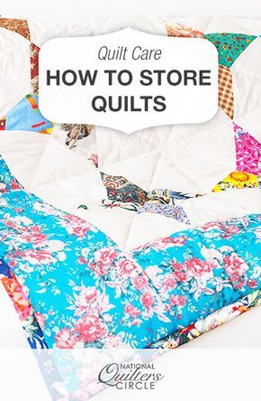 Quilting Storage, Quilting Math, Diy Sewing Tutorials, Quilt Rack, Sewing Circles, Straight Line Quilting, Quilt Care, Quilt Storage, Quilting Tools