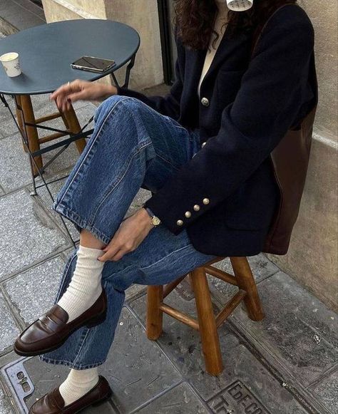 News 18.08.23: Five Essential Articles from Around the Web Corporate Baddie, Loafers Outfit, Paris Mode, Corporate Outfits, Mode Casual, School Looks, Outfit Trends, Mode Inspo, 가을 패션