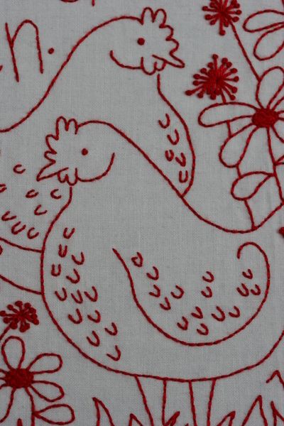 Redwork Embroidery Patterns, Redwork Patterns, Machine Embroidery Redwork, Redwork Embroidery, Folk Embroidery, Embroidery Patterns Free, Machine Embroidery Patterns, A Chicken, Vintage Embroidery