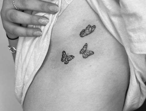 Cute Hideable Tattoos, Hideable Tattoos, 3 Butterfly Tattoo, Tattoos Inspo, Tattoo Cute, Butterfly Tattoo, Print Tattoos, Infinity Tattoo, Paw Print Tattoo