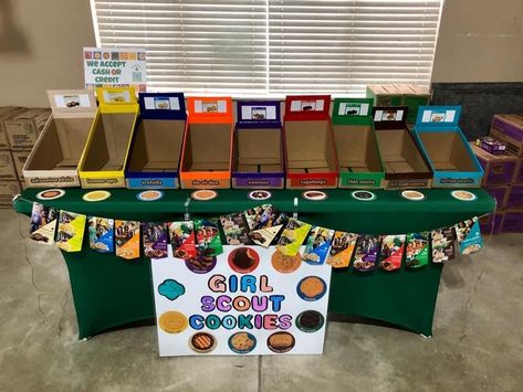 Cookie Booth Craft, Girl Scout Cookie Display Boxes, Girl Scout Booth Signs, Girl Scout Cookie Box Display, Girl Scout Cookie Booth Posters, Girls Scout Cookie Booth Ideas, Cookie Booth Display Ideas, Girl Scout Cookie Booth Decorations, Girlscout Booth Ideas