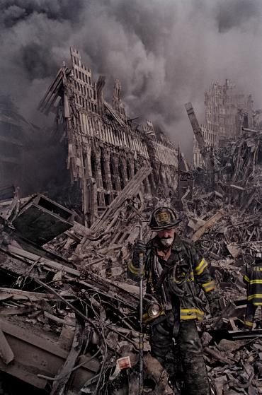 “The firemen could only put one foot in front of the other and try not to give in to despair.” James Nachtwey, World Trade Center Attack, World Trade Center Nyc, Winning Photography, Fire Fighters, We Will Never Forget, Twin Towers, Lest We Forget, Nova York